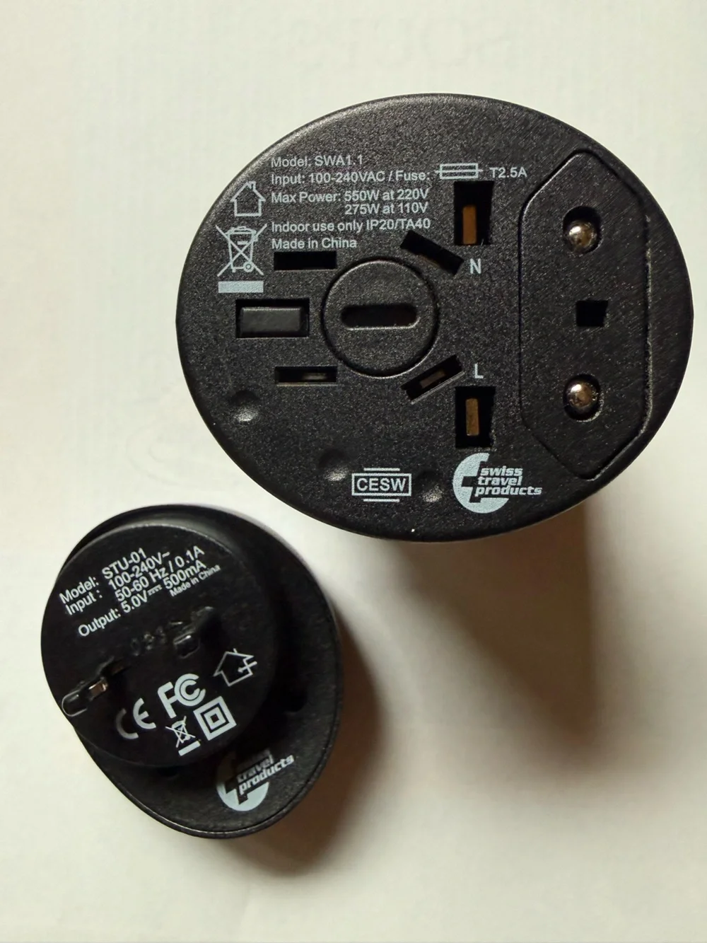 Swiss Travel Universal Adapter Black Travel Set model STU-01